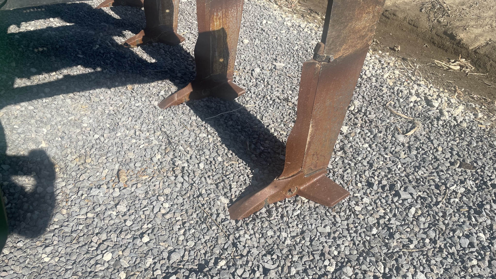 2022 John Deere 2100 Image 9