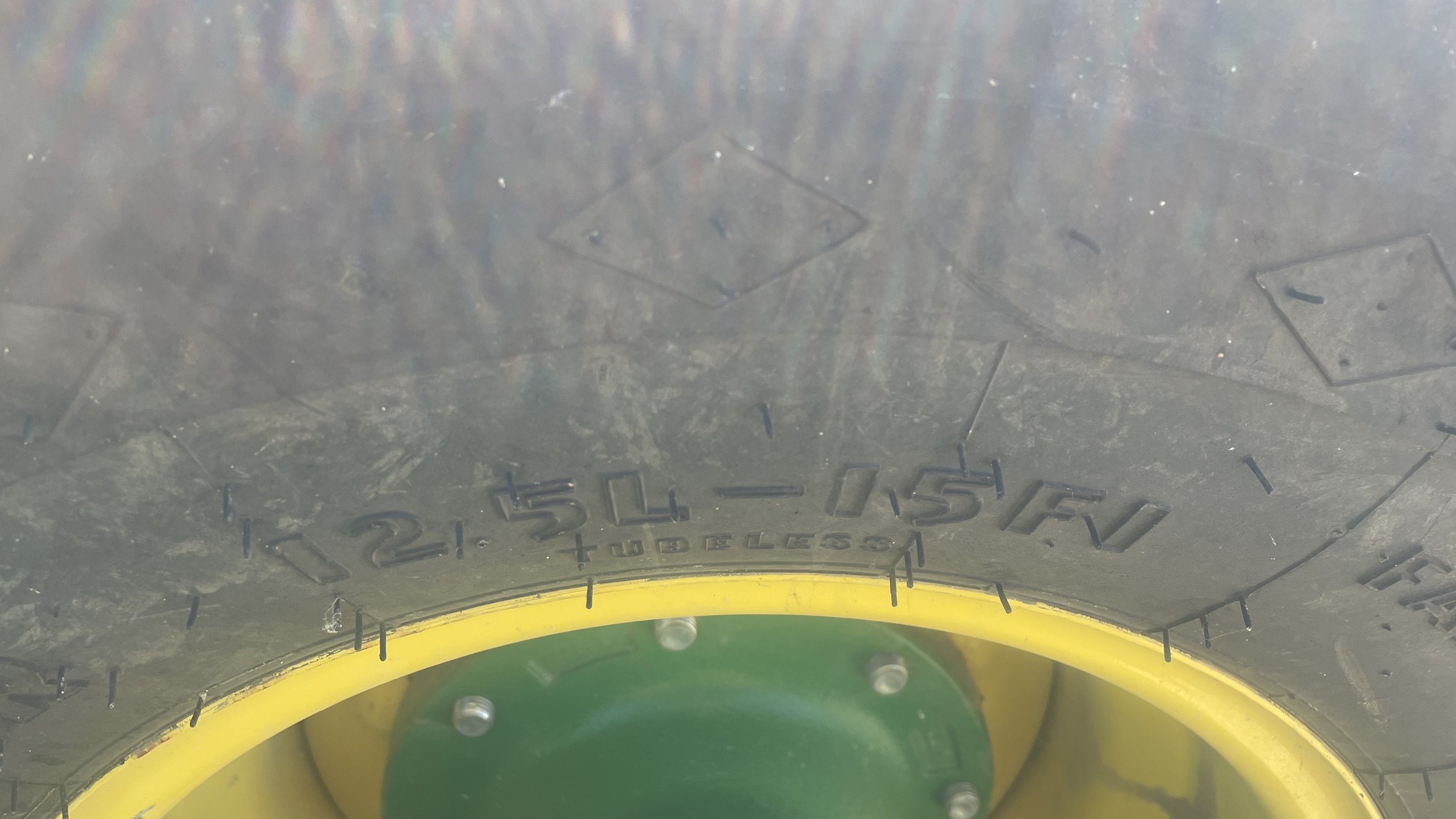 2022 John Deere 2100 Image 8