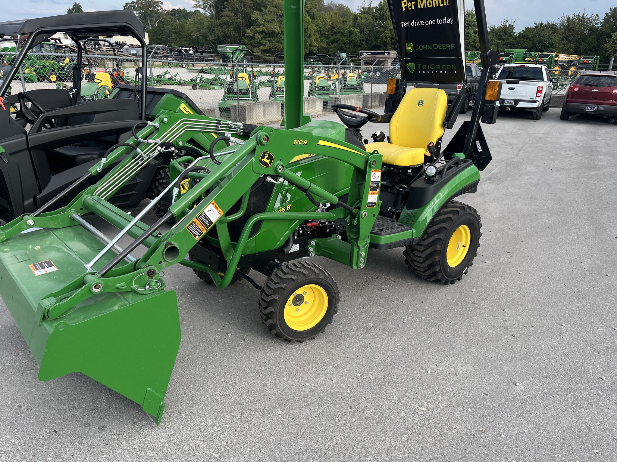 2024 John Deere 1025R