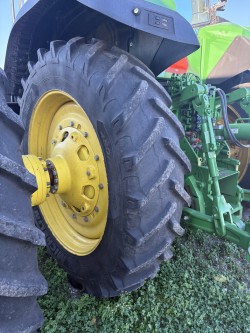 2024 John Deere 8R 410 Image 6