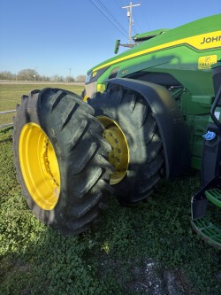 2024 John Deere 8R 410 Image 8