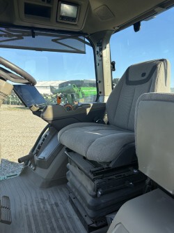 2024 John Deere 8R 410 Image 9