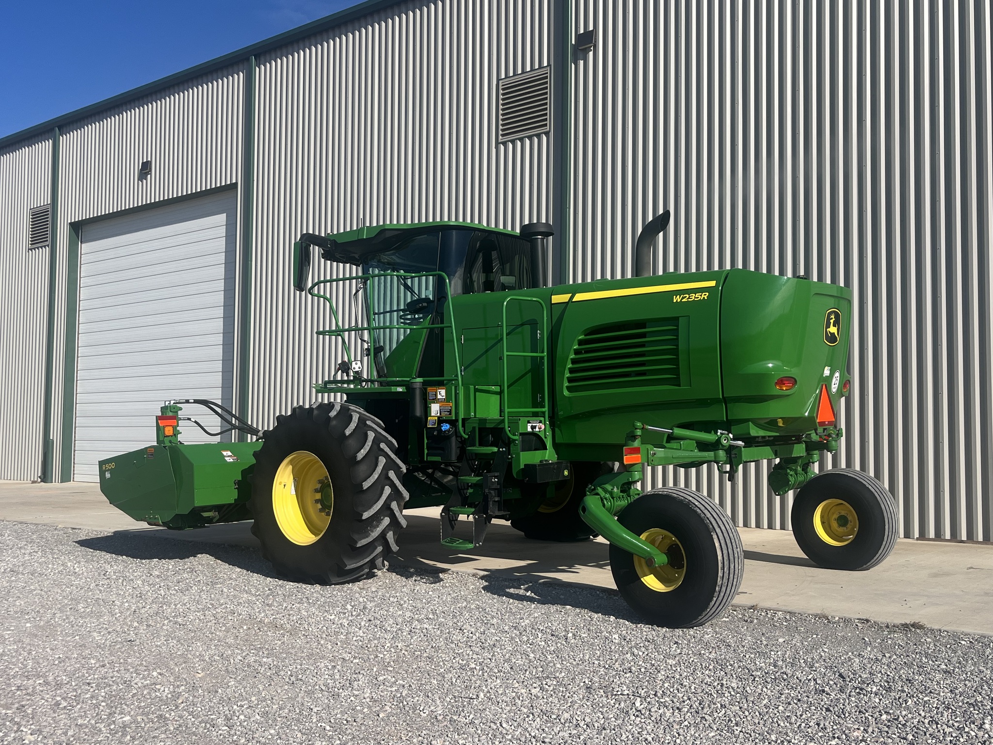 2023 John Deere W235R Image 5