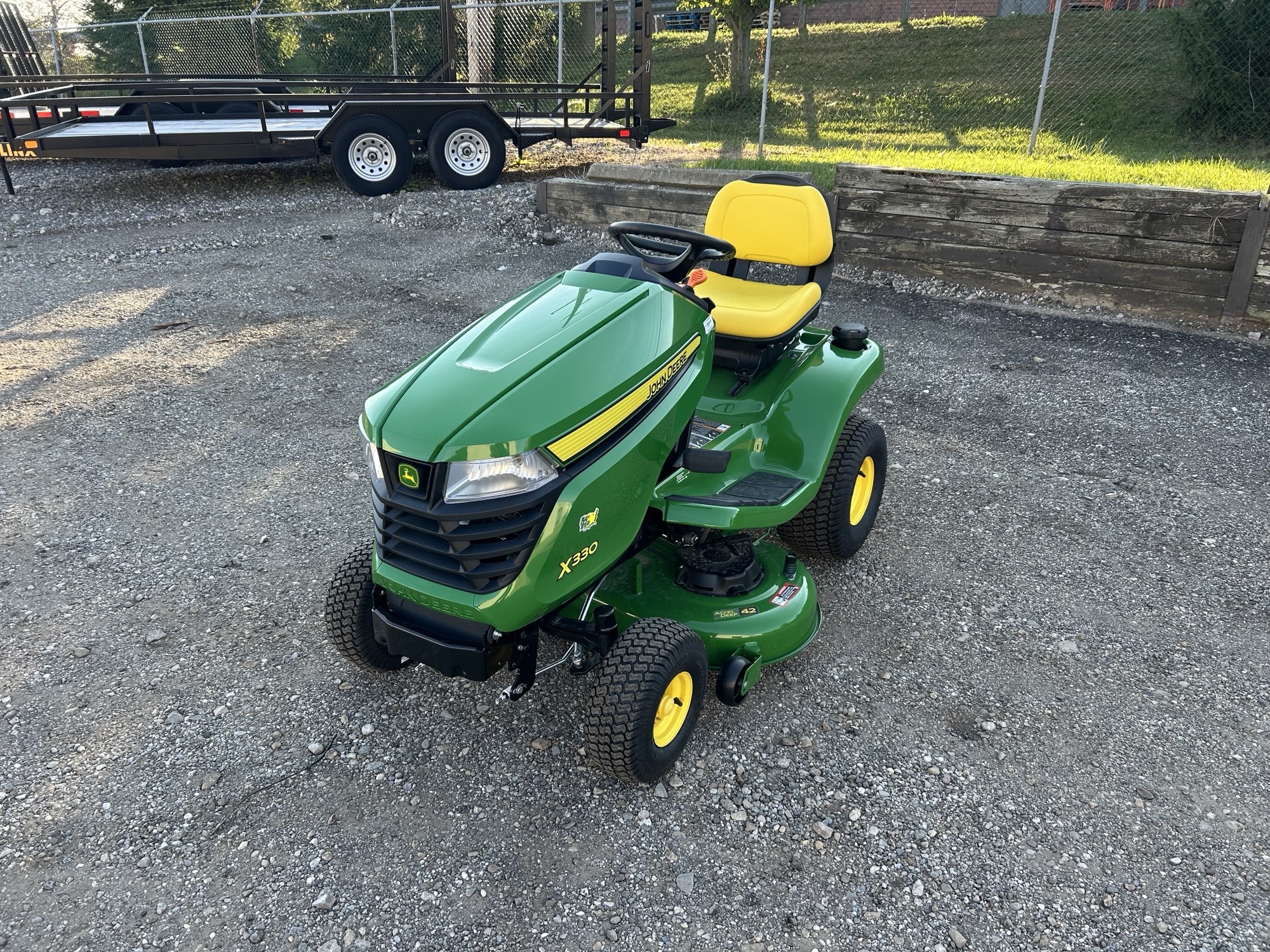 2025 John Deere X330 Image 1