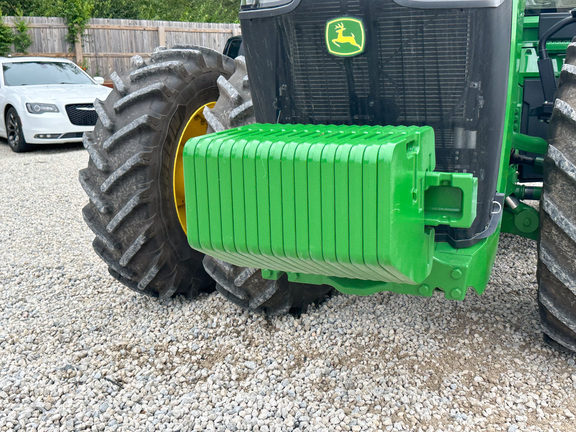 2025 John-Deere 8R 370