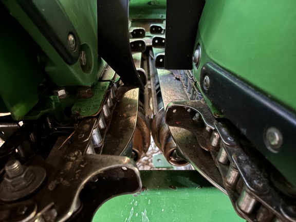 Photo of 2023 John Deere C8R