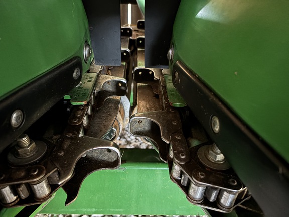 Photo of 2023 John Deere C8R