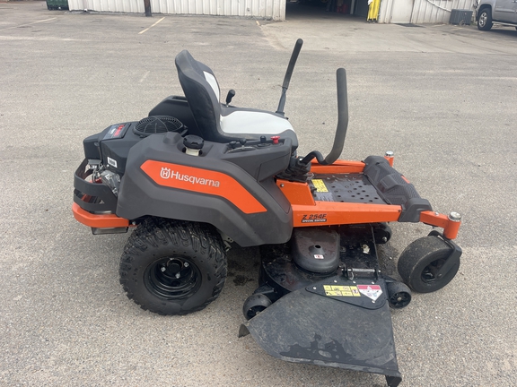 2025 John Deere Z254F Photo 2