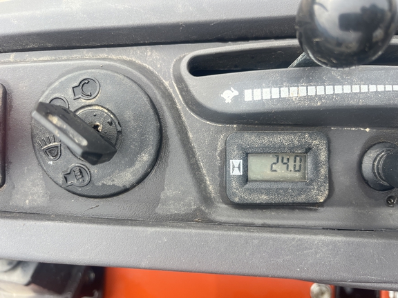 2025 John Deere Z254F Photo 9