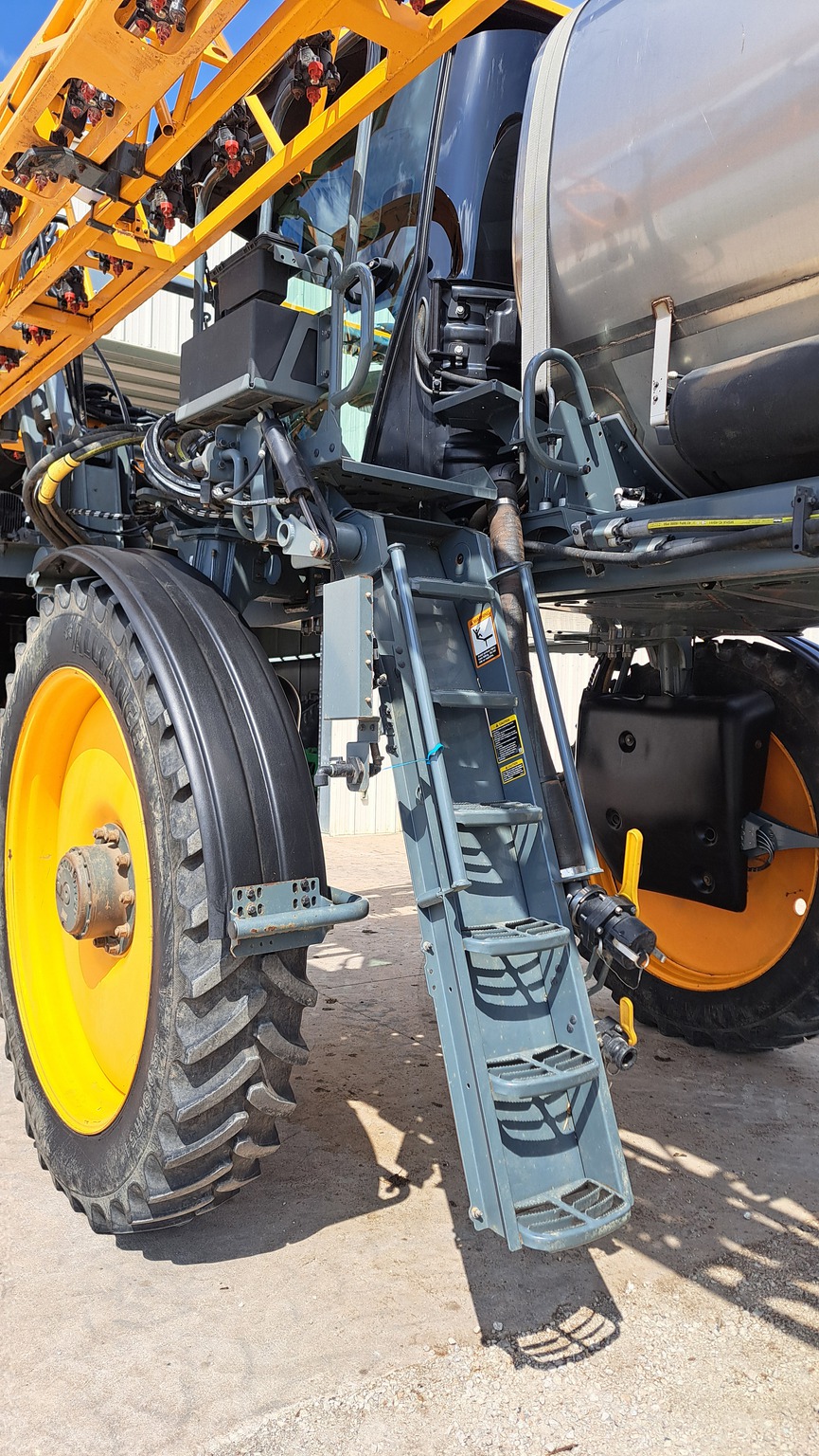  2023 Hagie STS16 at Heritage Tractor in Galesburg, IL