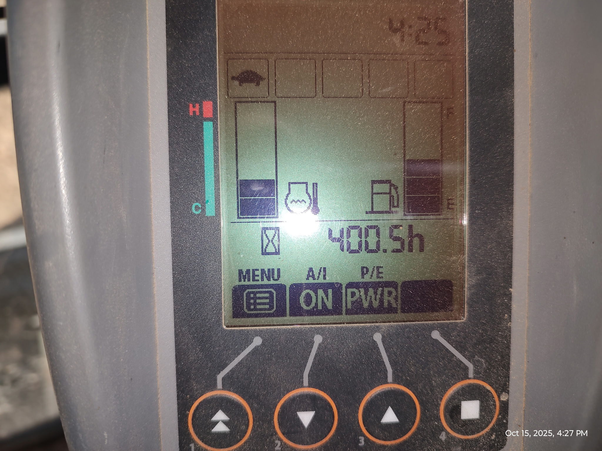 2024 John Deere 35 P Image 9