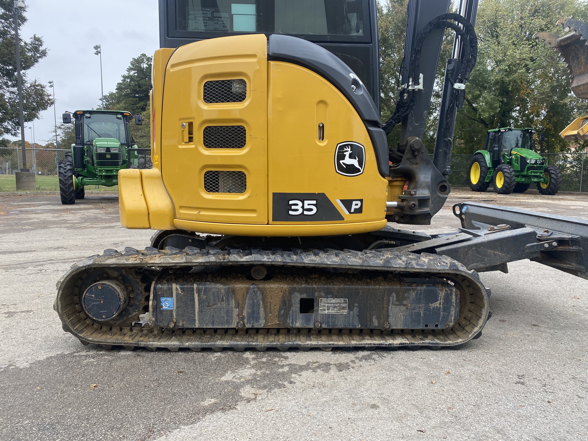 2024 John Deere 35 P Image 2