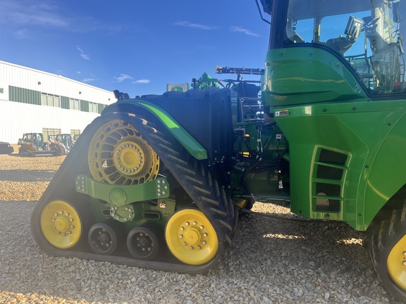 Used 2025 John Deere 9RX 590 Track Tractors at Horizon Ag & Turf in High Prairie, AB - Photo5