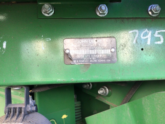 Used 2017 John Deere S670 Combines at Horizon Ag & Turf in Lloydminster, AB - Photo6