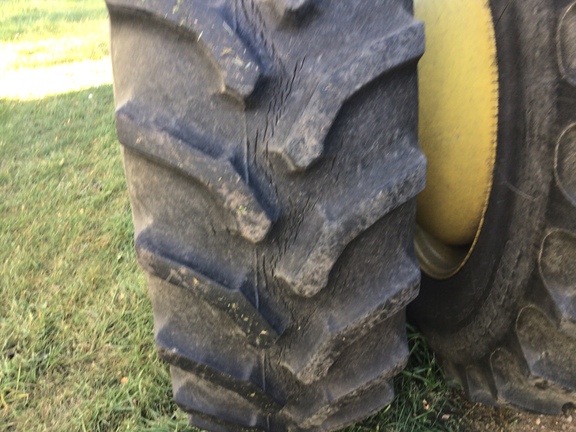 Used 2017 John Deere S670 Combines at Horizon Ag & Turf in Lloydminster, AB - Photo13
