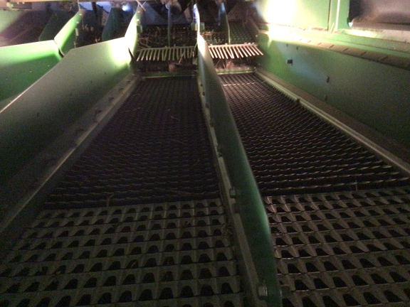 Used 2017 John Deere S670 Combines at Horizon Ag & Turf in Lloydminster, AB - Photo26
