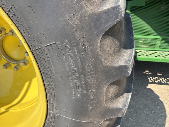 Used 2017 John Deere S670 Combines at Horizon Ag & Turf in Lloydminster, AB - Photo13