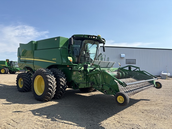 Used 2017 John Deere S670 Combines at Horizon Ag & Turf in Lloydminster, AB - Photo3