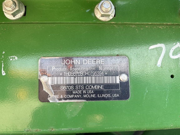 Used 2017 John Deere S670 Combines at Horizon Ag & Turf in Lloydminster, AB - Photo23