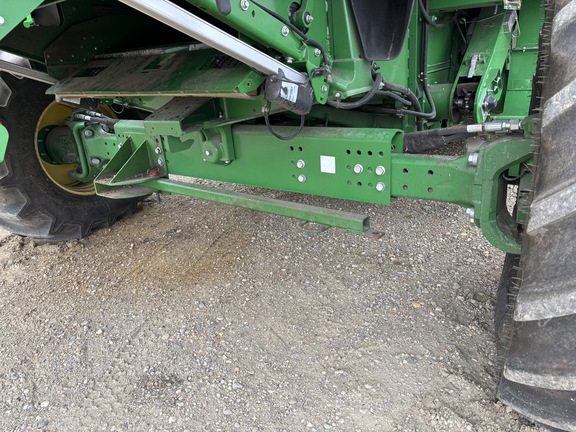 Used 2017 John Deere S670 Combines at Horizon Ag & Turf in Lloydminster, AB - Photo24