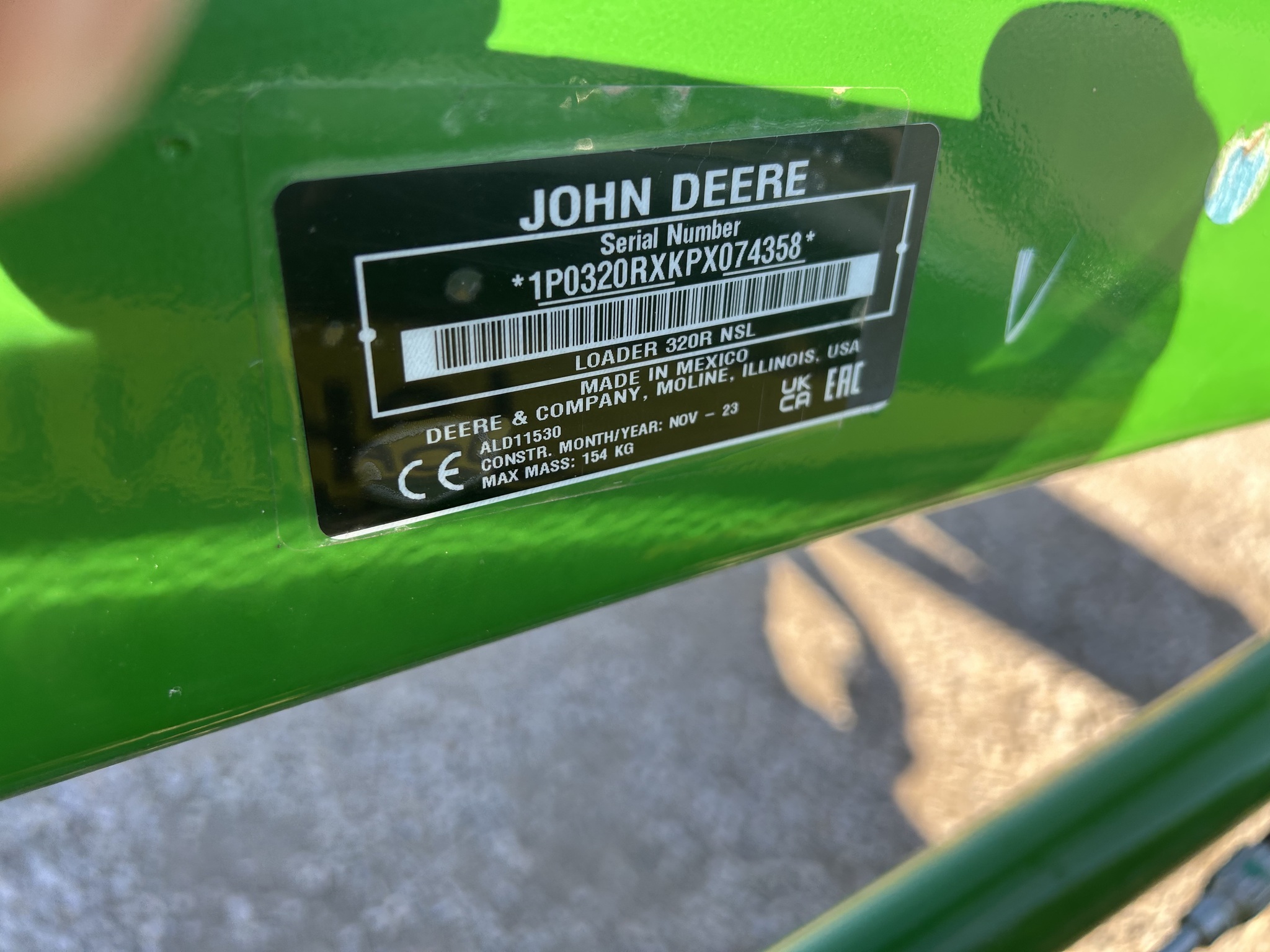  2024 John Deere 3039R at Heritage Tractor in Roanoke, IL