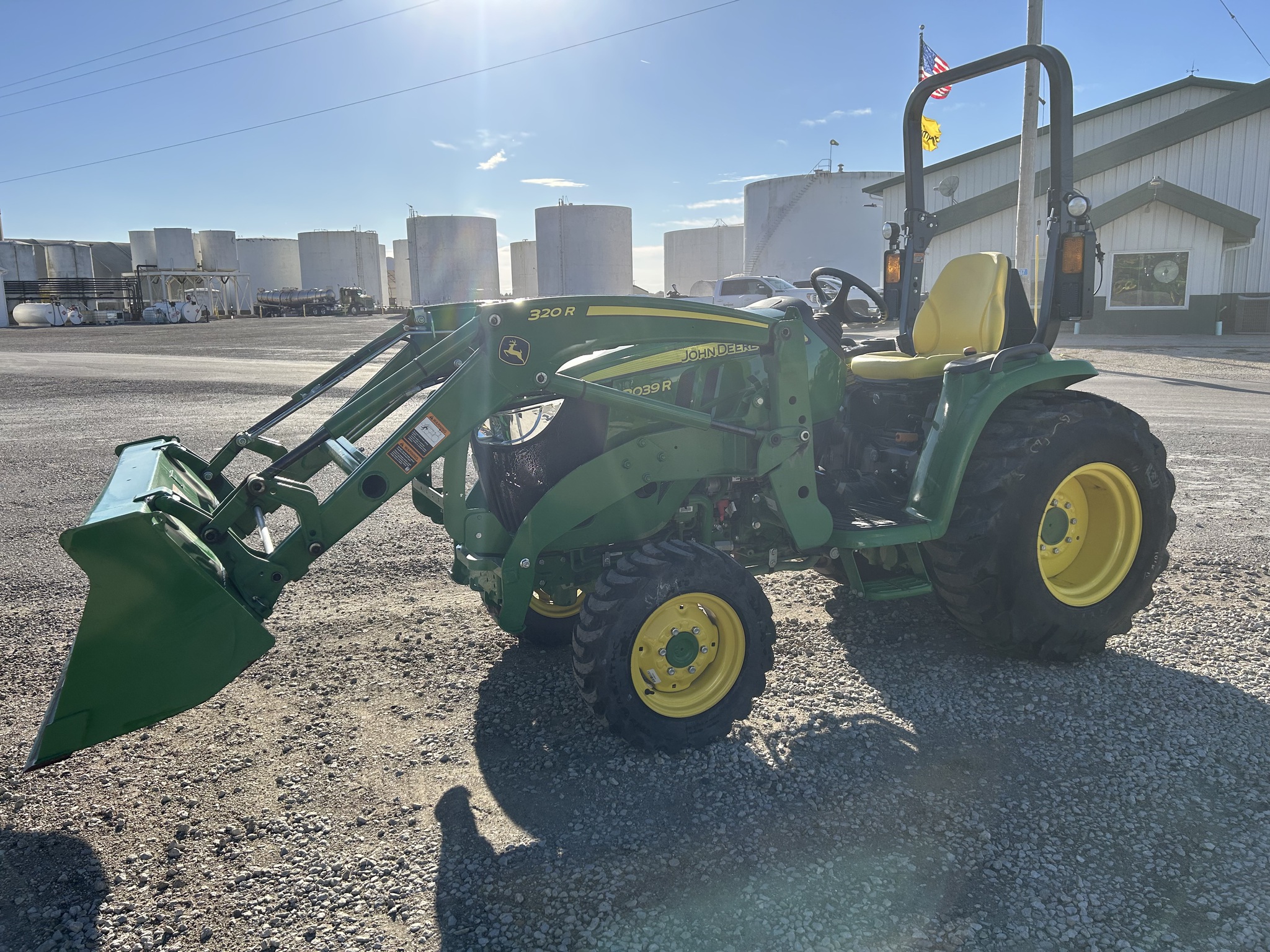  2024 John Deere 3039R at Heritage Tractor in Roanoke, IL