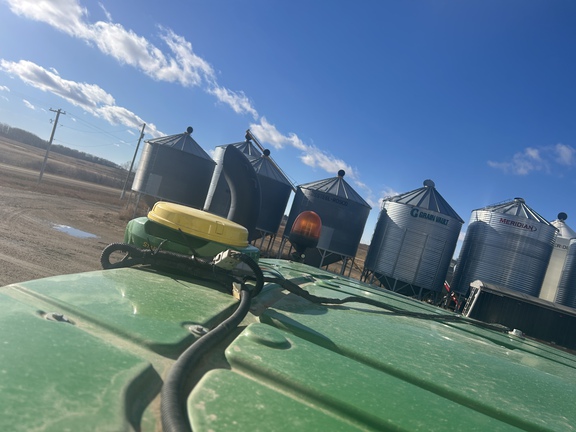 Used 2021 John Deere 9620RX Track Tractors at Horizon Ag & Turf in Lloydminster, AB - Photo9