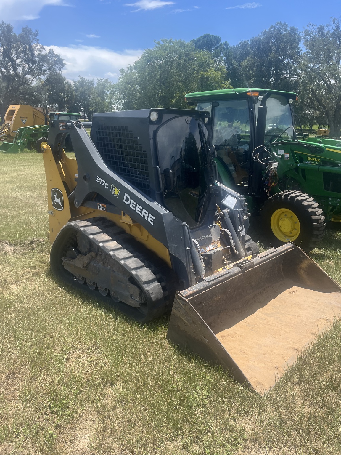 2024 John Deere 317G Image 1