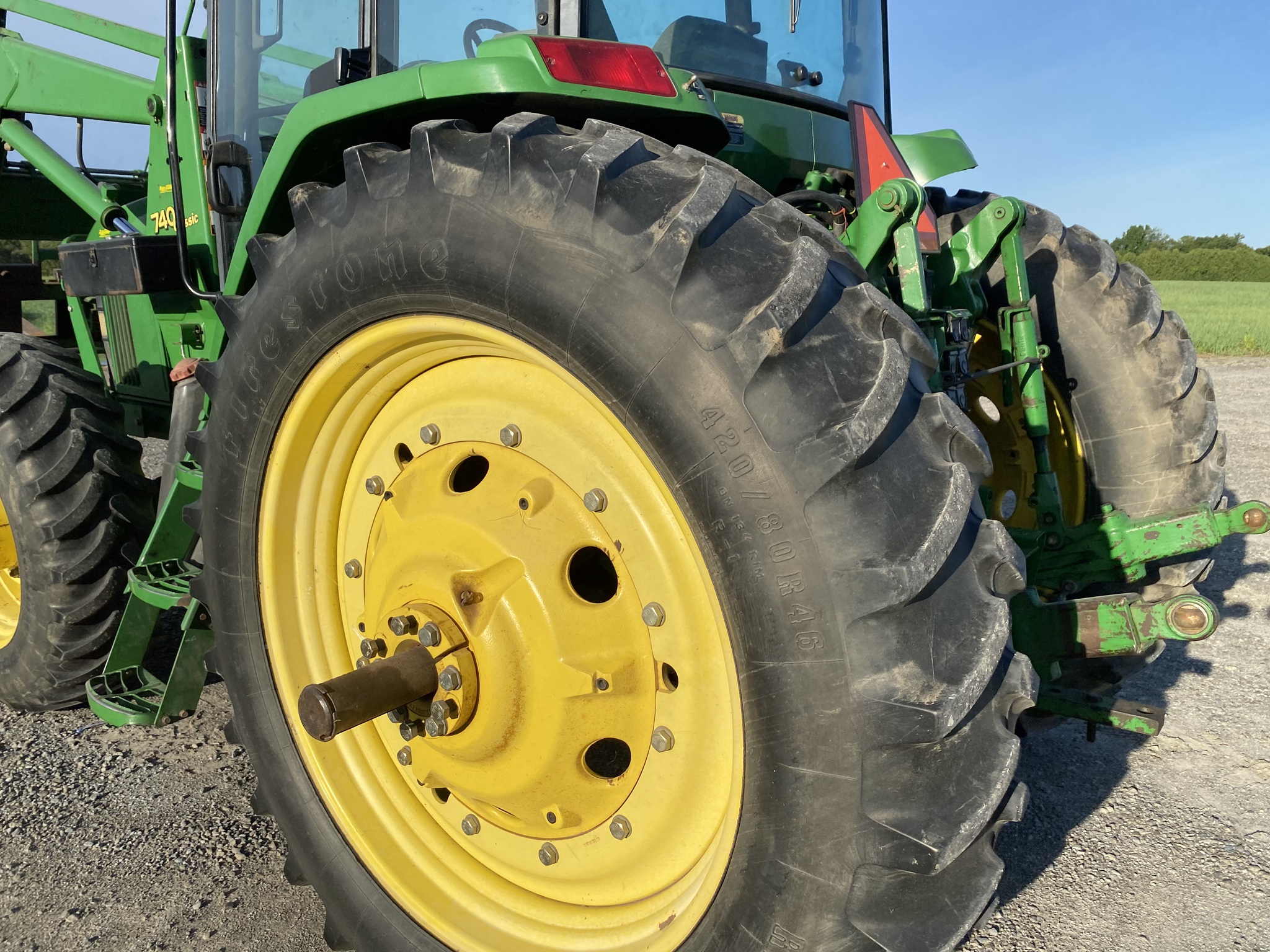 2001 John Deere 7510 Image 8