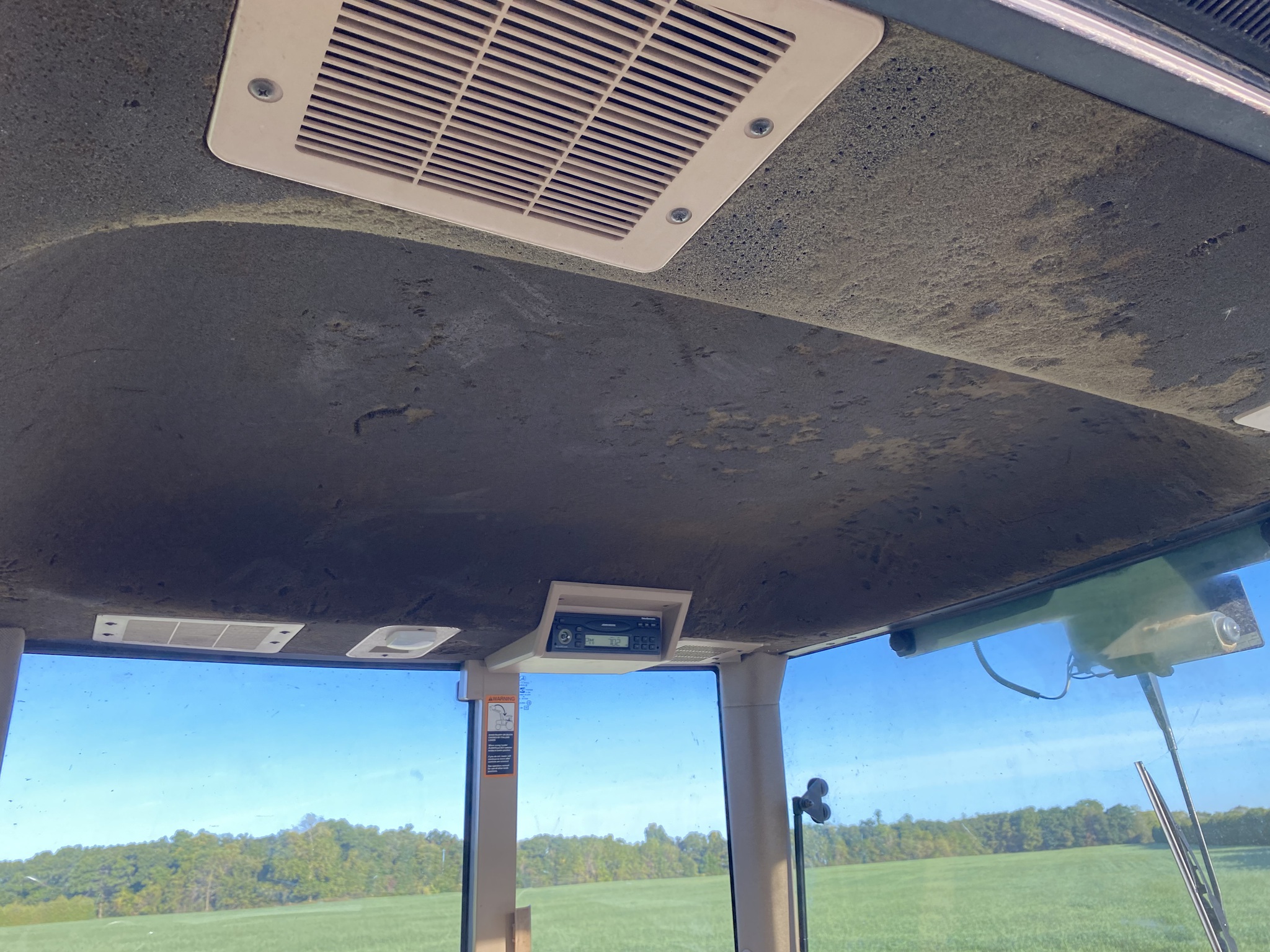 2001 John Deere 7510 Image 11