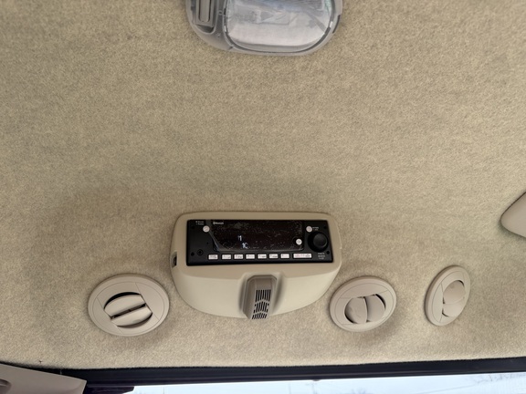 2025 John Deere 3046R - Photo24