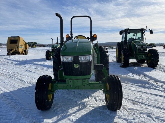 2025 John Deere 5050E - Photo3