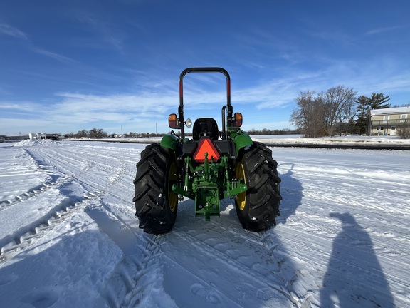 2025 John Deere 5050E - Photo7