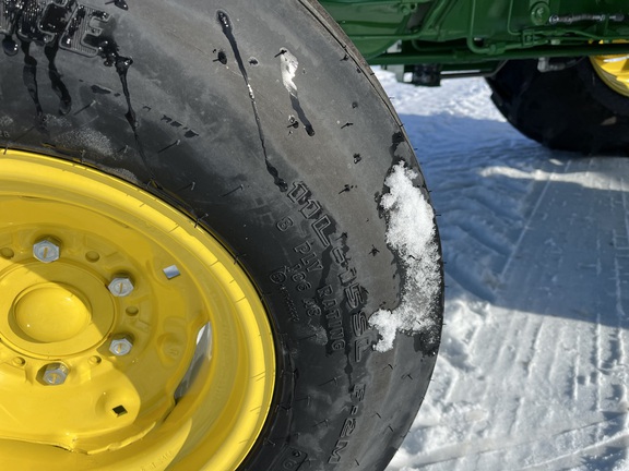 2025 John Deere 5050E - Photo11