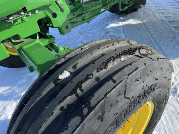 2025 John Deere 5050E - Photo12