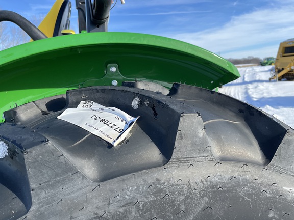 2025 John Deere 5050E - Photo21