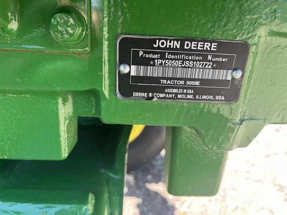 2025 John Deere 5050E - Photo36