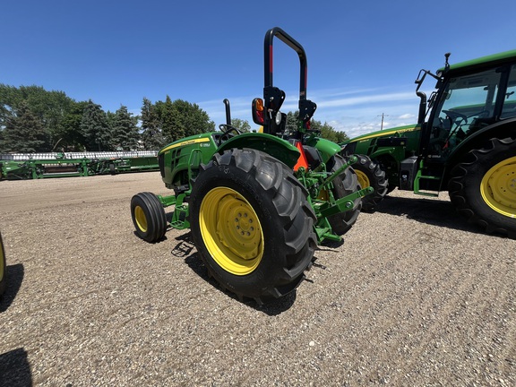 2025 John Deere 5050E - Photo8