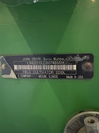 2012 John Deere 2210 - Photo9