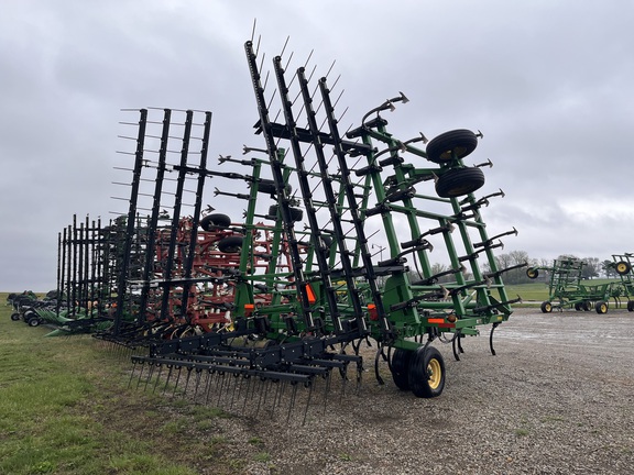2012 John Deere 2210 - Photo5