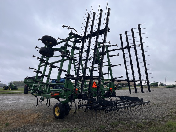 2012 John Deere 2210 - Photo7