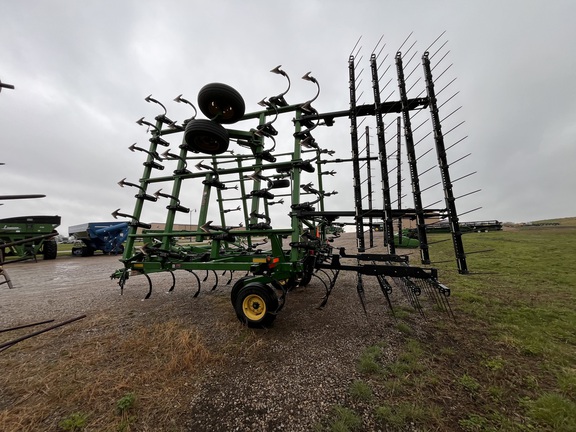 2012 John Deere 2210 - Photo8