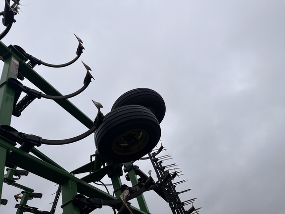 2012 John Deere 2210 - Photo10