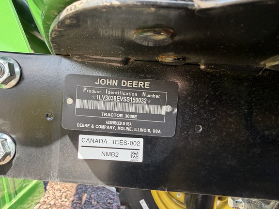2025 John Deere 3038E - Photo30