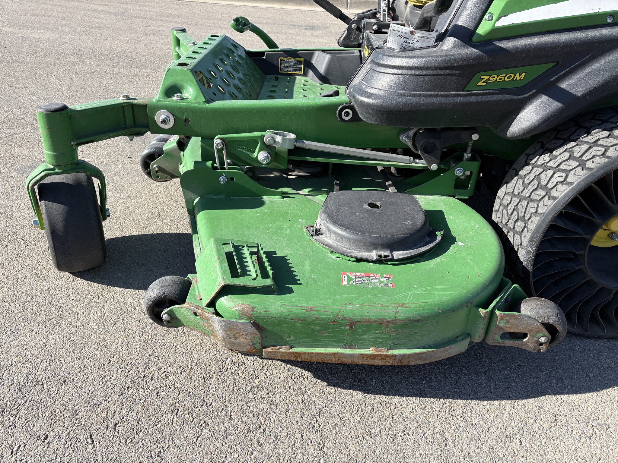 2018 John Deere Z960M Image 10