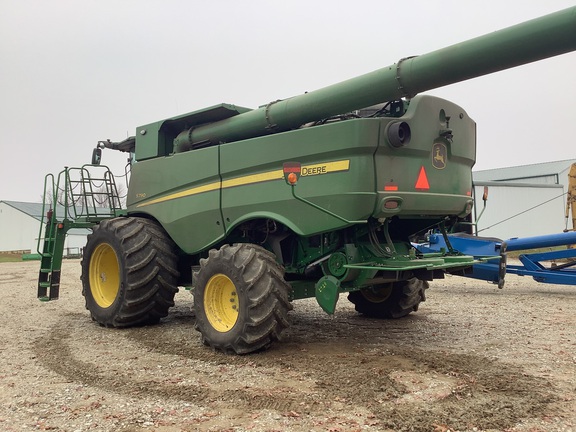 Photo of 2023 John Deere S790