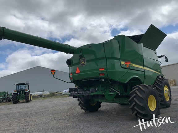 Photo of 2023 John Deere S790