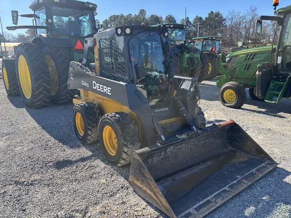 2018 John Deere 324G