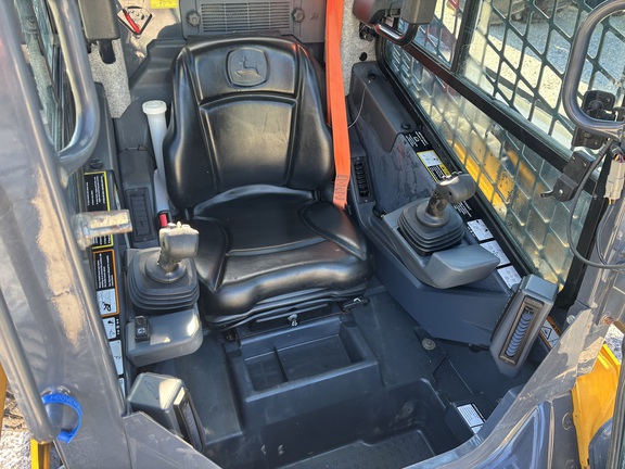 2018 John Deere 324G