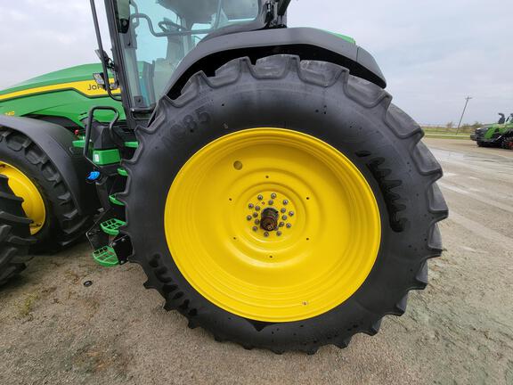 2025 John Deere 8R 340 - Photo15